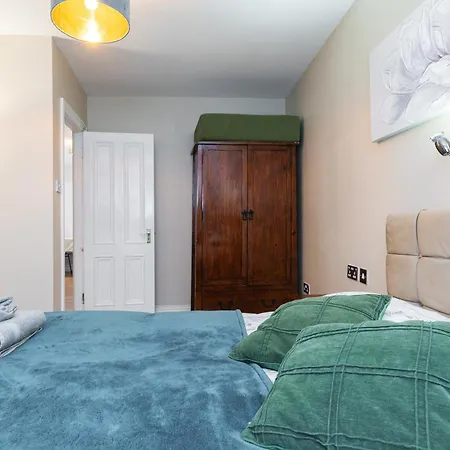 Spacious 3br In Temple Bar Дублин